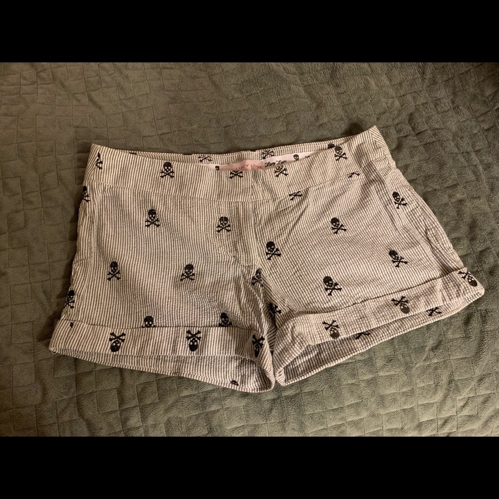 Lucy Love Skull & Crossbones Shorts SZ9 Juniors